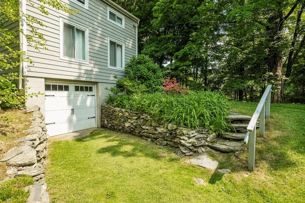 252 Ernest Road Millbrook NY 12545