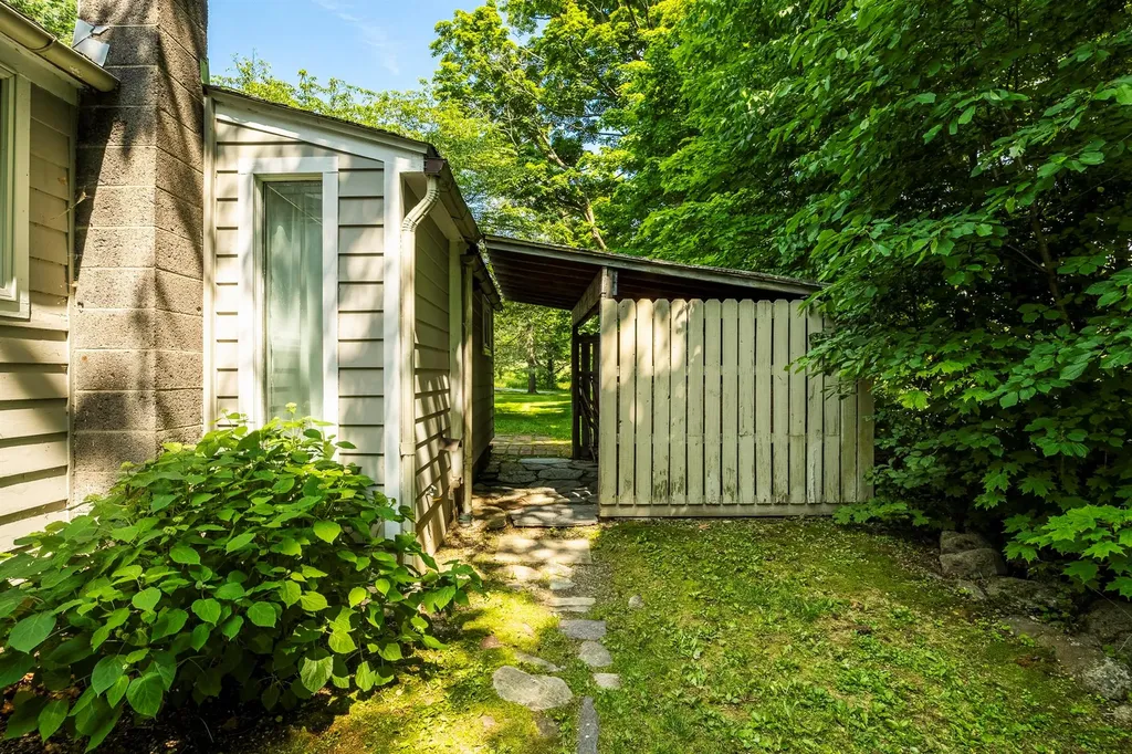 252 Ernest Road Millbrook NY 12545