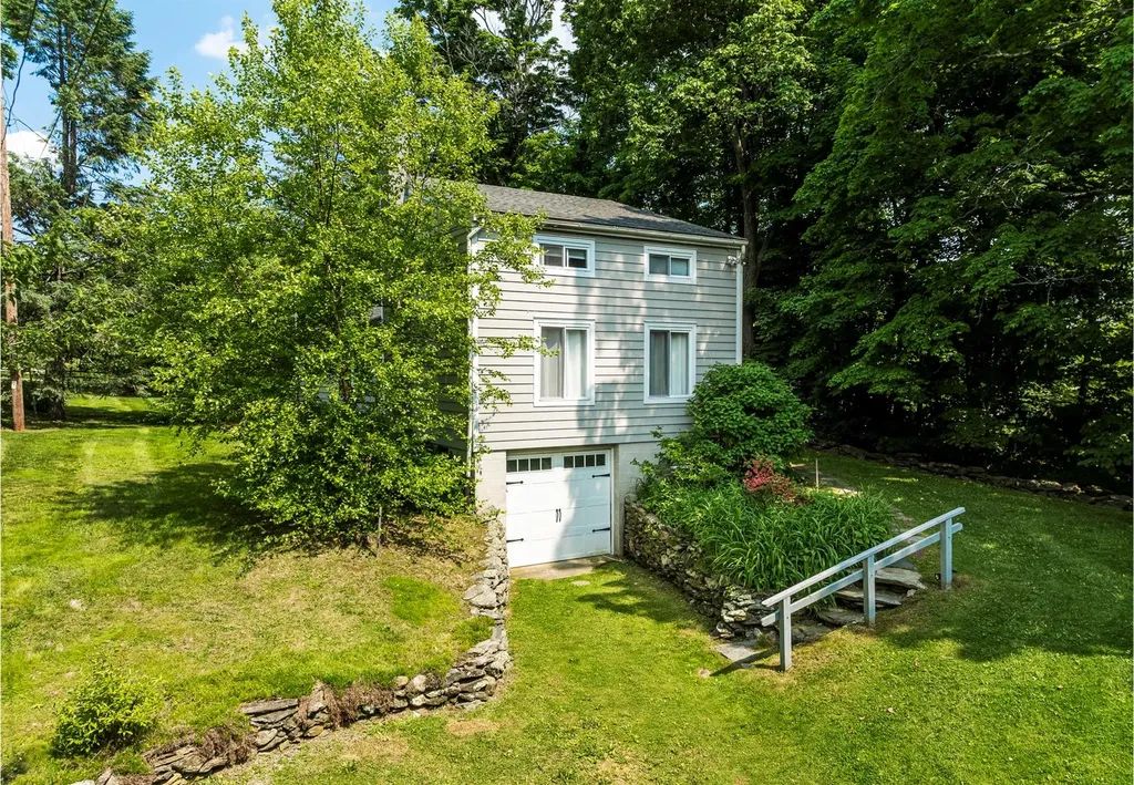 252 Ernest Road Millbrook NY 12545