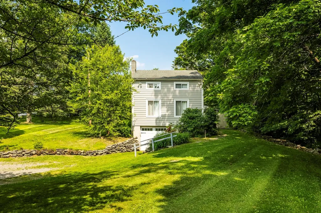 252 Ernest Road Millbrook NY 12545
