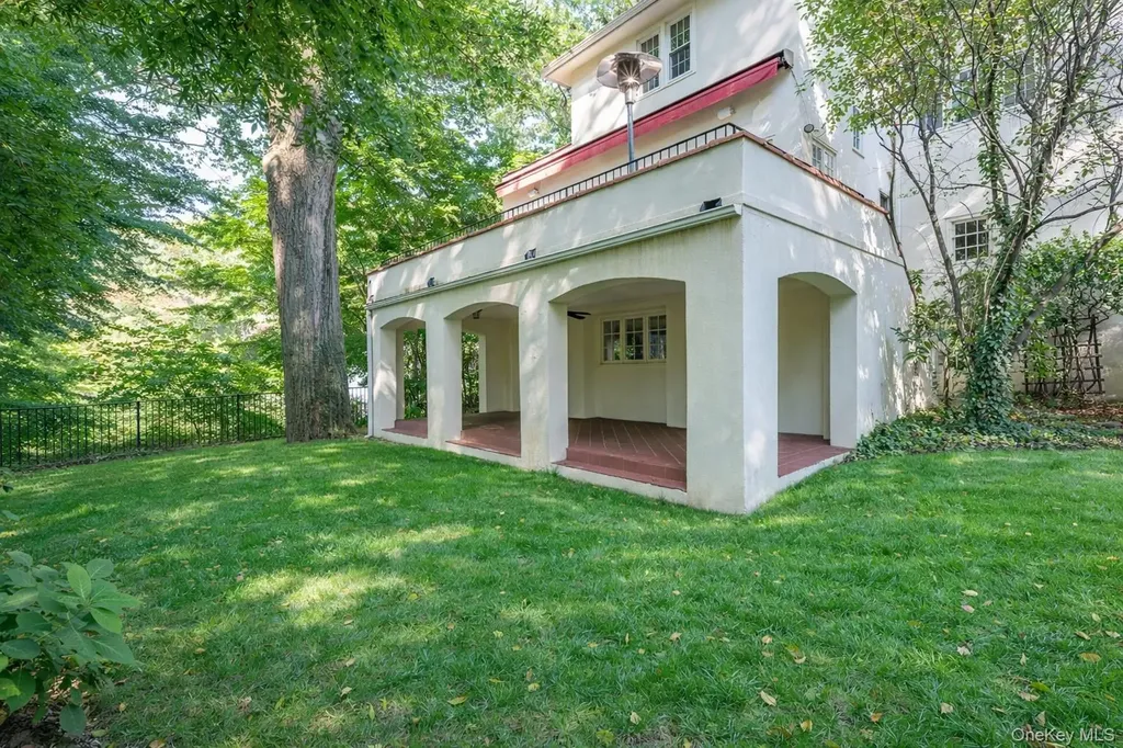 115 Cliff Avenue Pelham NY 10803