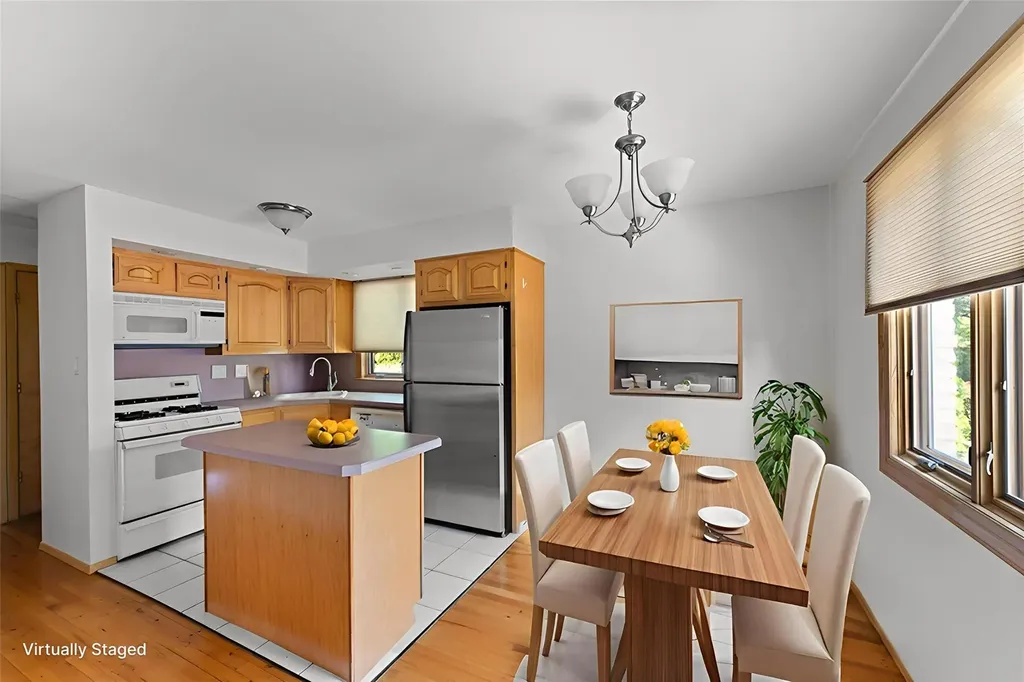 835 Ionia Avenue Staten Island NY 10309