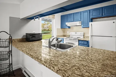 11 Woods Brooke Lane Yorktown Heights NY 10598
