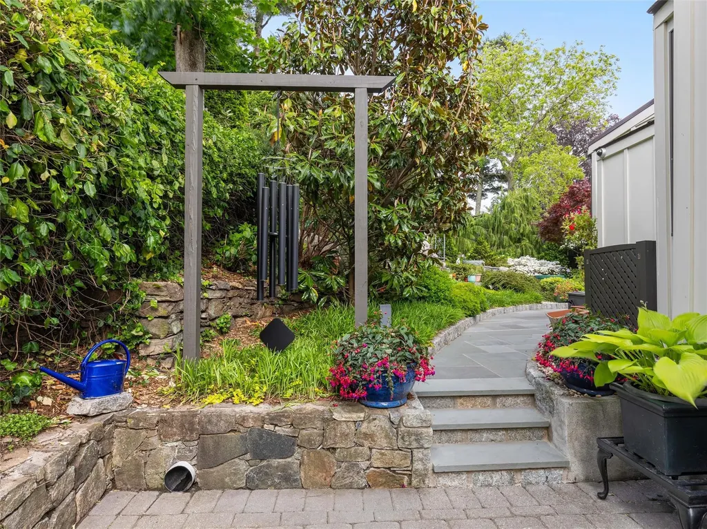 48 Cayuga Road Yonkers NY 10710