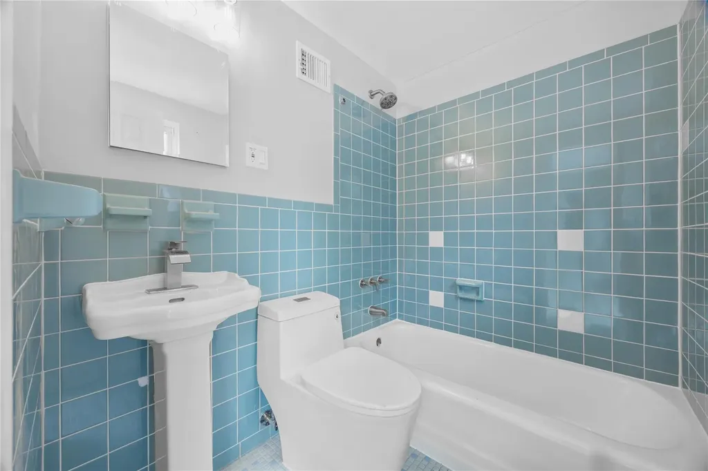 183 Pembrook Drive Yonkers NY 10710