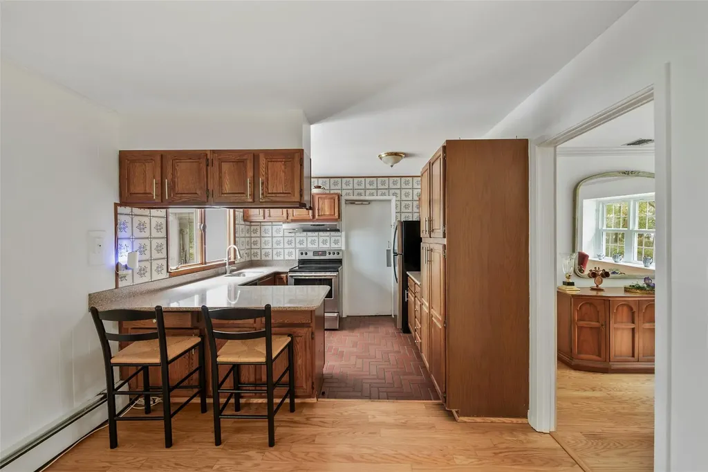 39 Sycamore Circle Stony Brook NY 11790