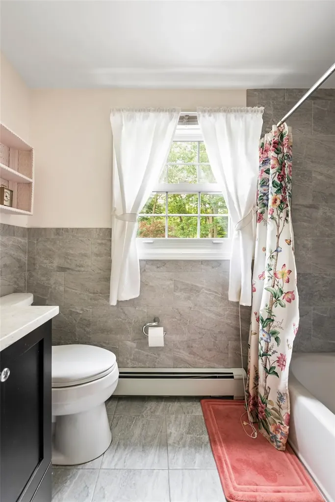 39 Sycamore Circle Stony Brook NY 11790