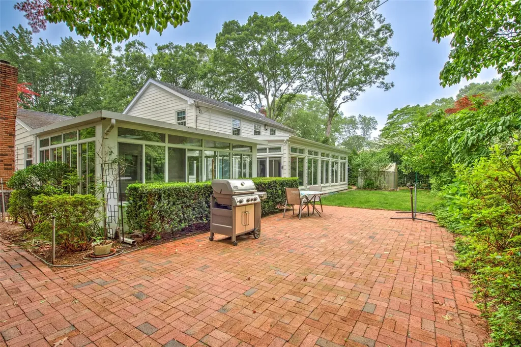 39 Sycamore Circle Stony Brook NY 11790