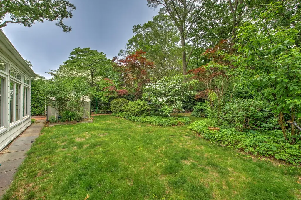 39 Sycamore Circle Stony Brook NY 11790