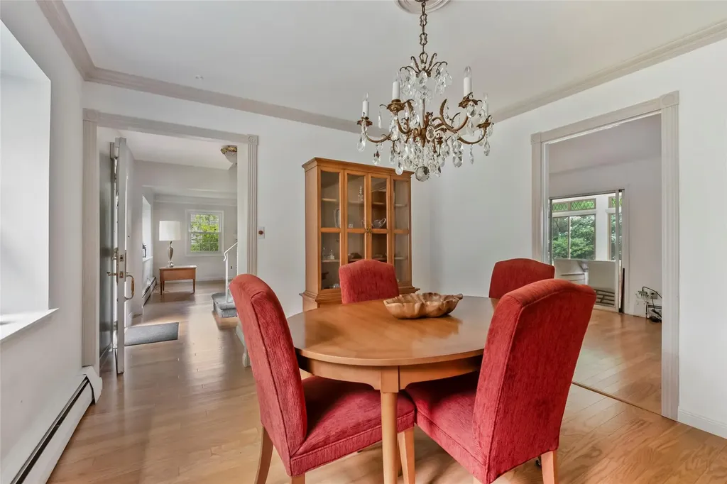 39 Sycamore Circle Stony Brook NY 11790