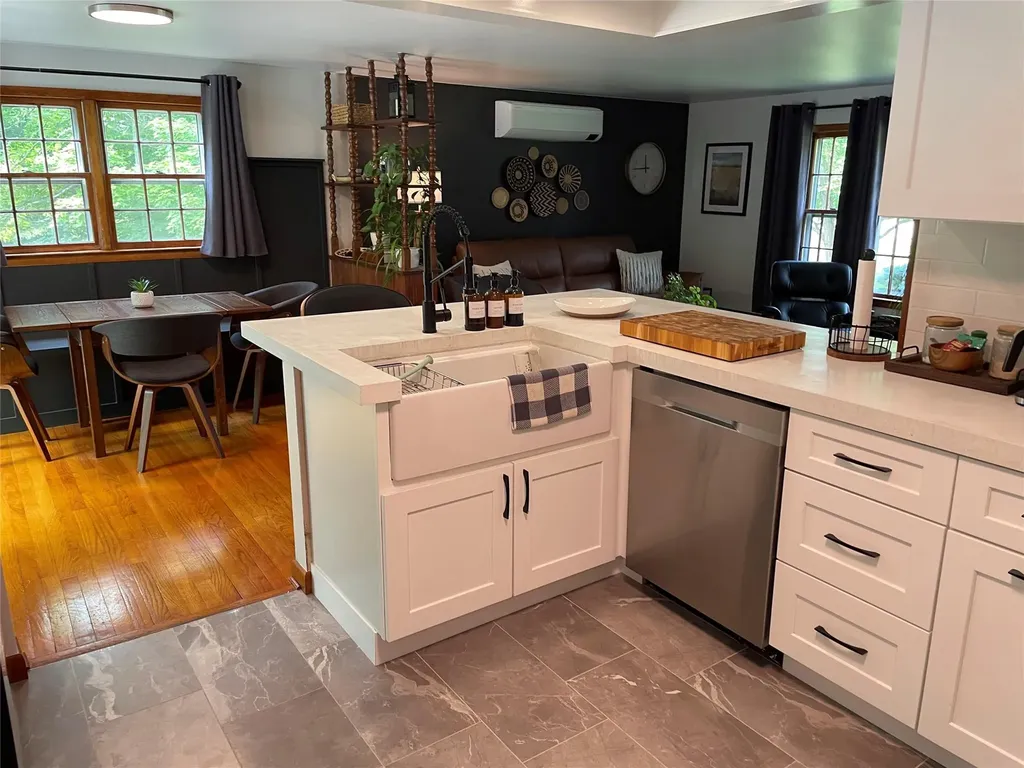 1289 State Route 208 Wallkill NY 12589