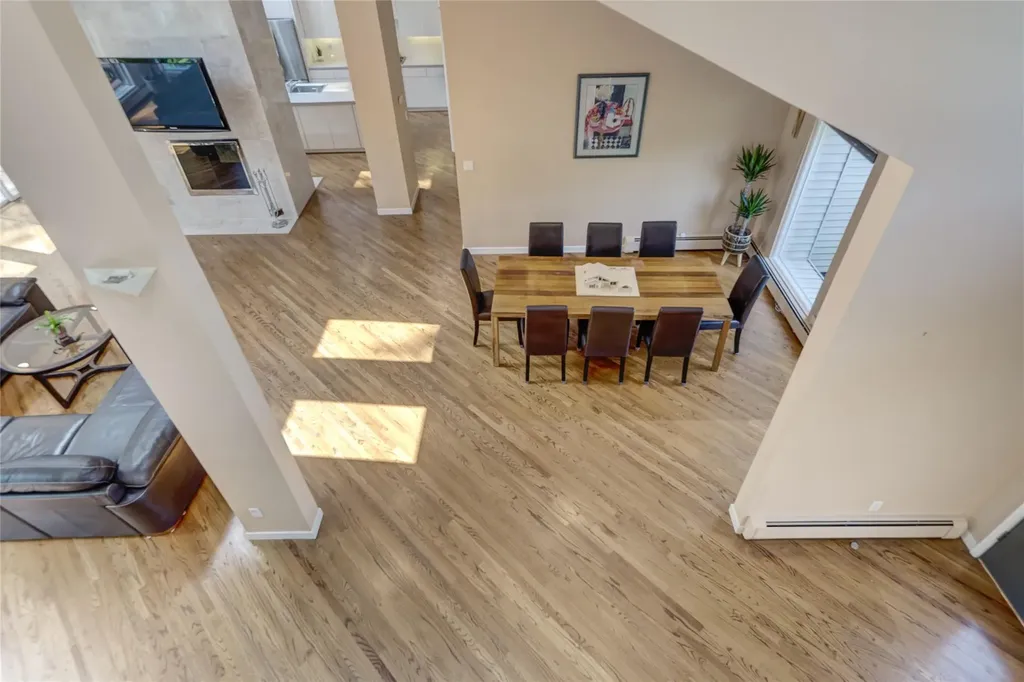 64 Highland Avenue Roslyn NY 11576