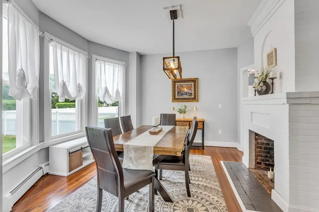 33 Nelson Avenue Blue Point NY 11715