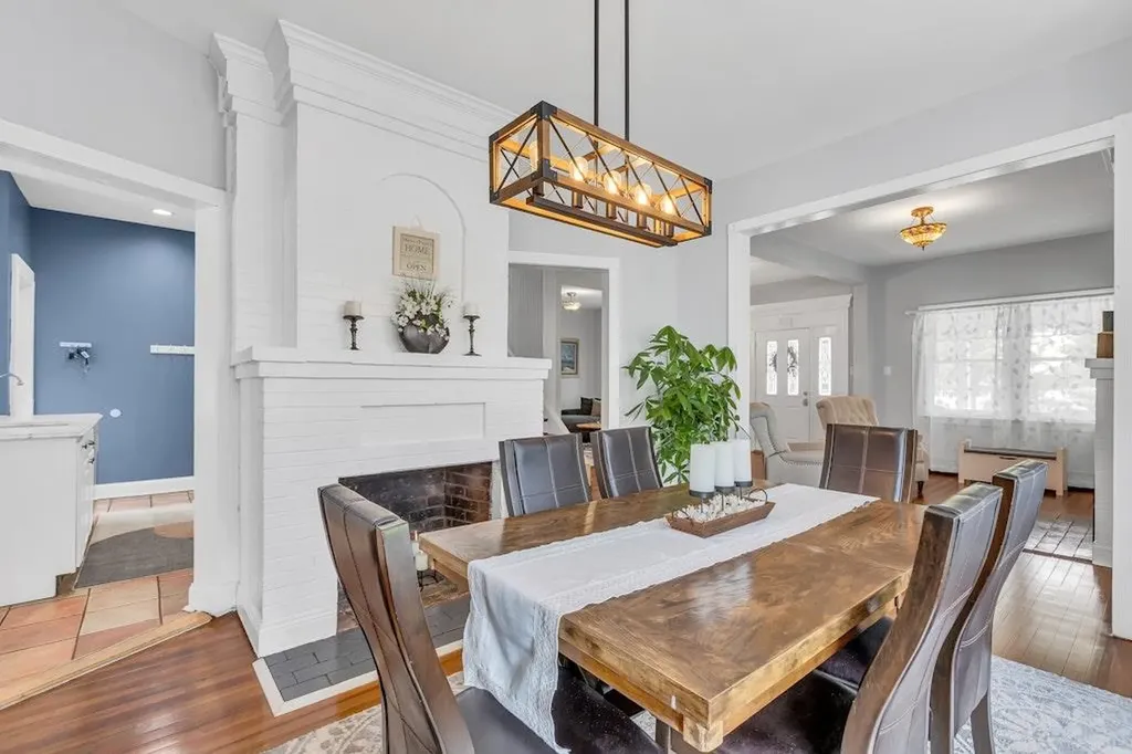 33 Nelson Avenue Blue Point NY 11715