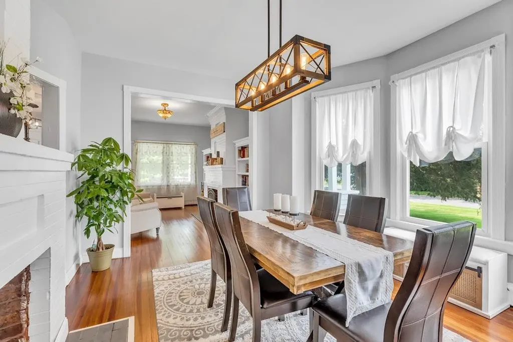 33 Nelson Avenue Blue Point NY 11715
