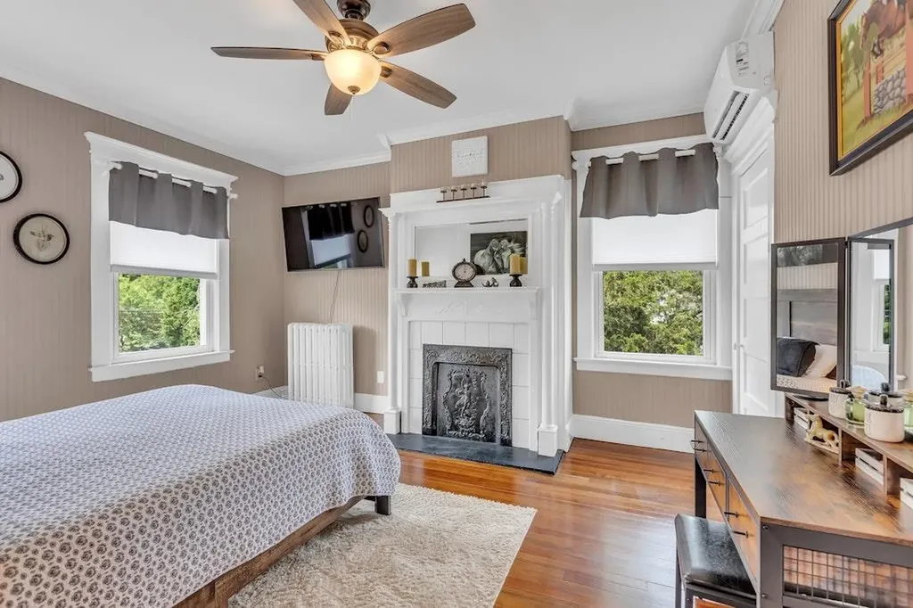 33 Nelson Avenue Blue Point NY 11715