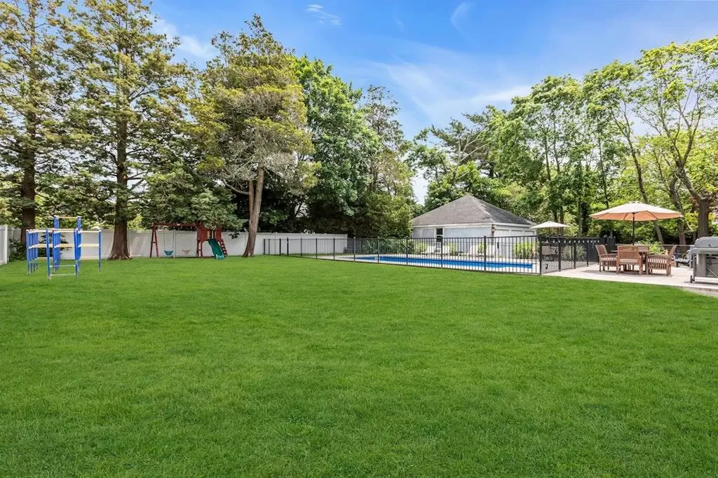 33 Nelson Avenue Blue Point NY 11715
