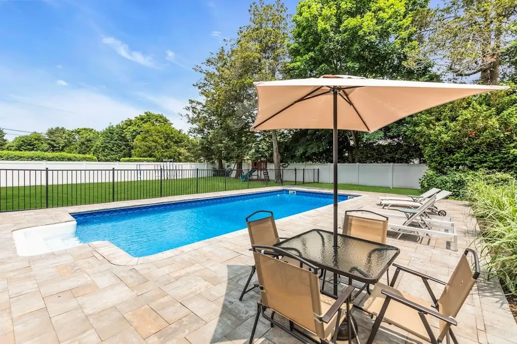 33 Nelson Avenue Blue Point NY 11715