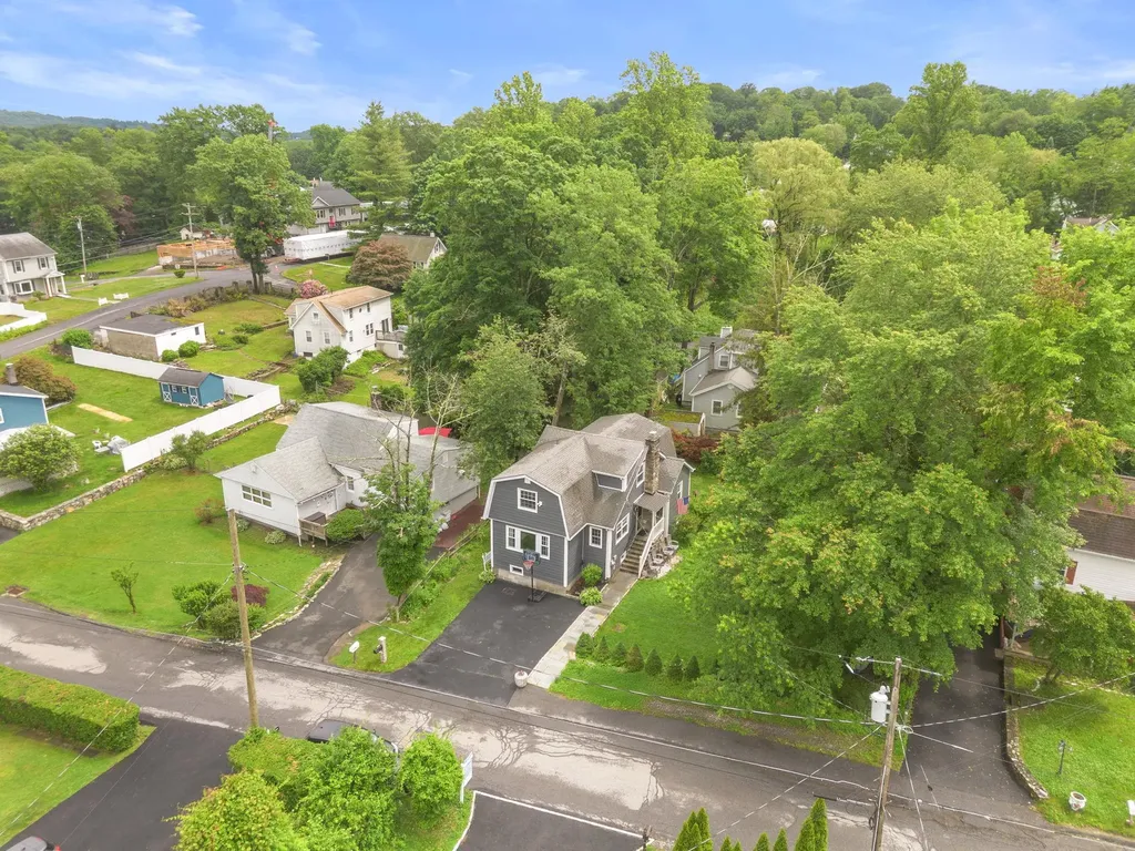 322 Birch Road Mahopac NY 10541