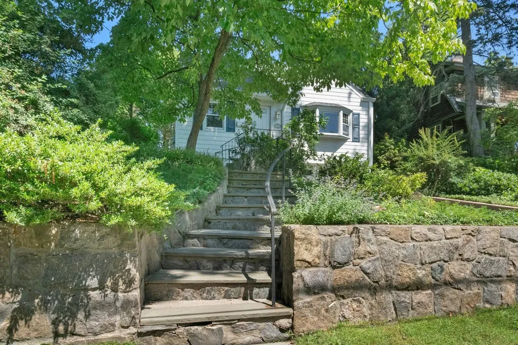 75 Grandview Avenue Dobbs Ferry NY 10522