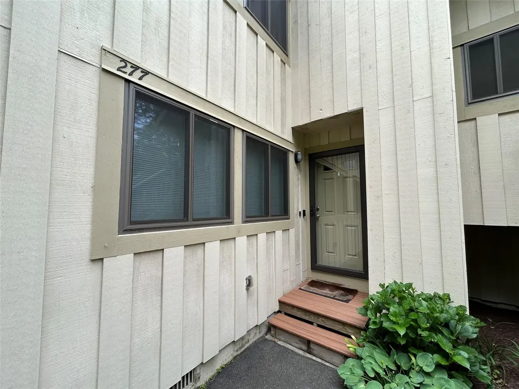 277 Maplewood Drive South Salem NY 10590