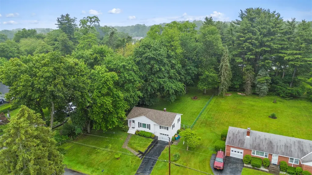 29 Chestnut Street Poughkeepsie NY 12601
