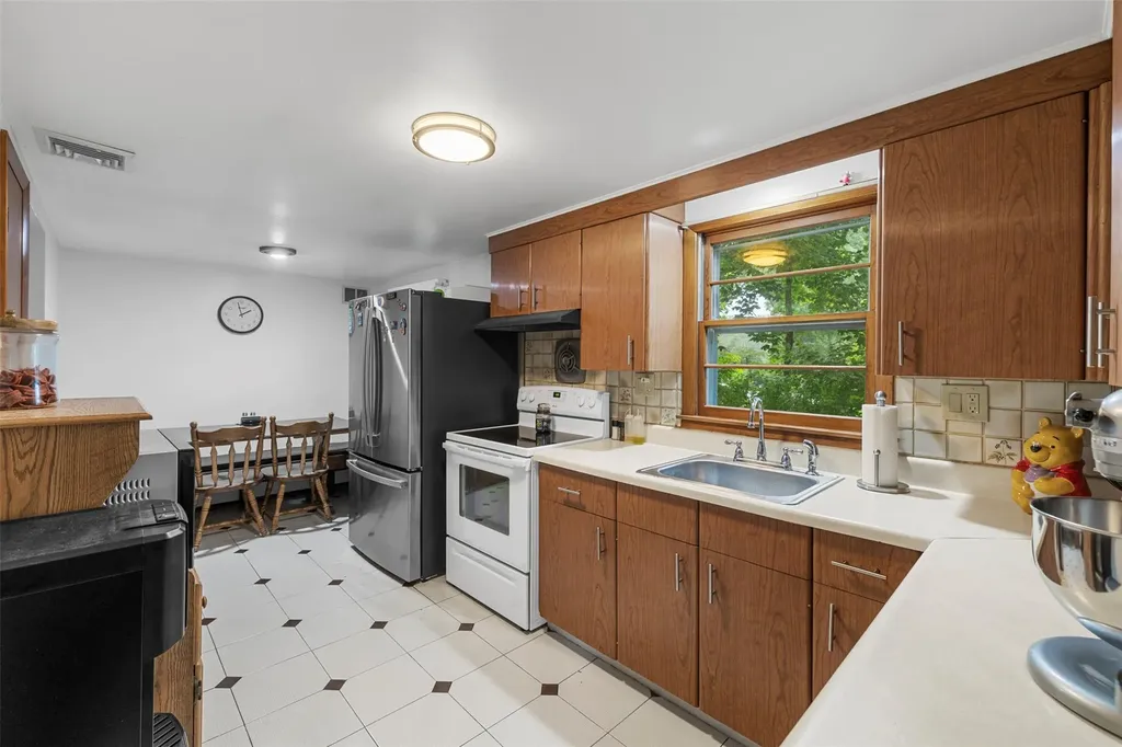 29 Chestnut Street Poughkeepsie NY 12601