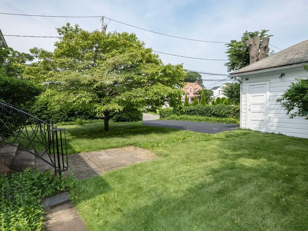 29 Devon Road Hempstead NY 11550