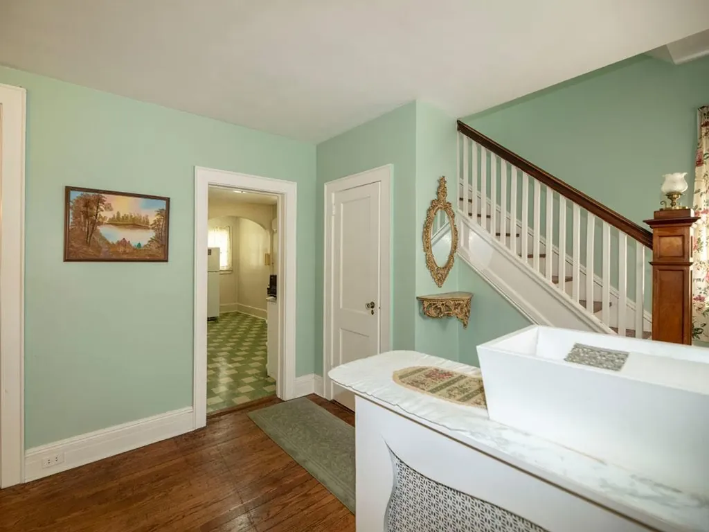 29 Devon Road Hempstead NY 11550