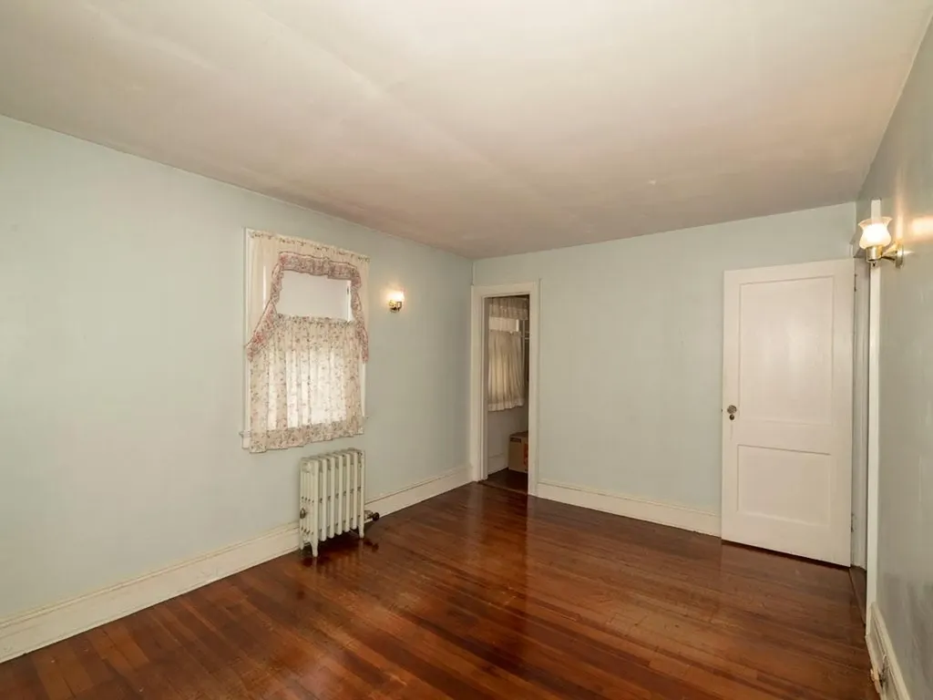 29 Devon Road Hempstead NY 11550