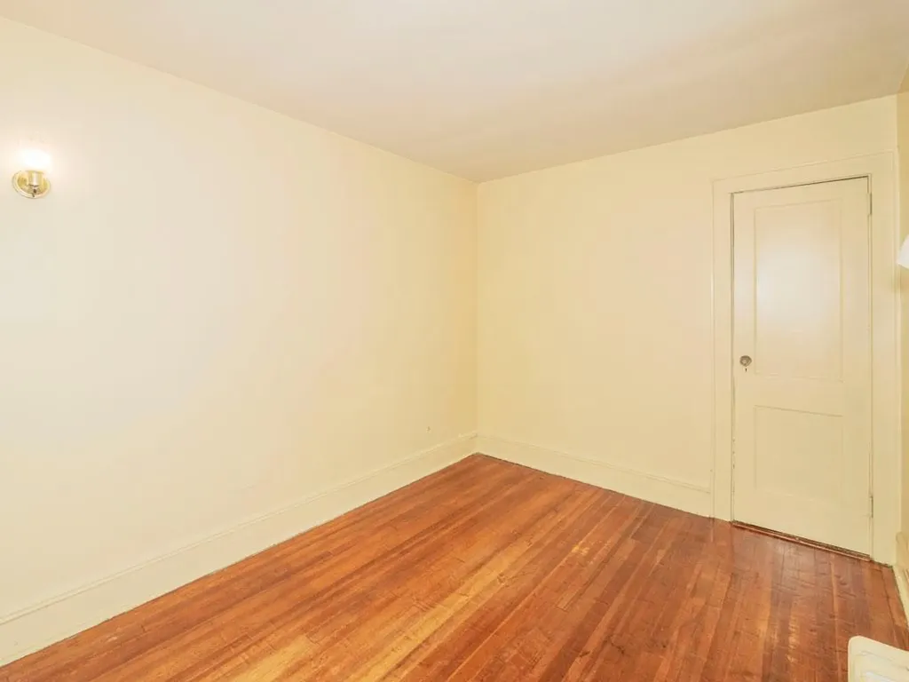 29 Devon Road Hempstead NY 11550