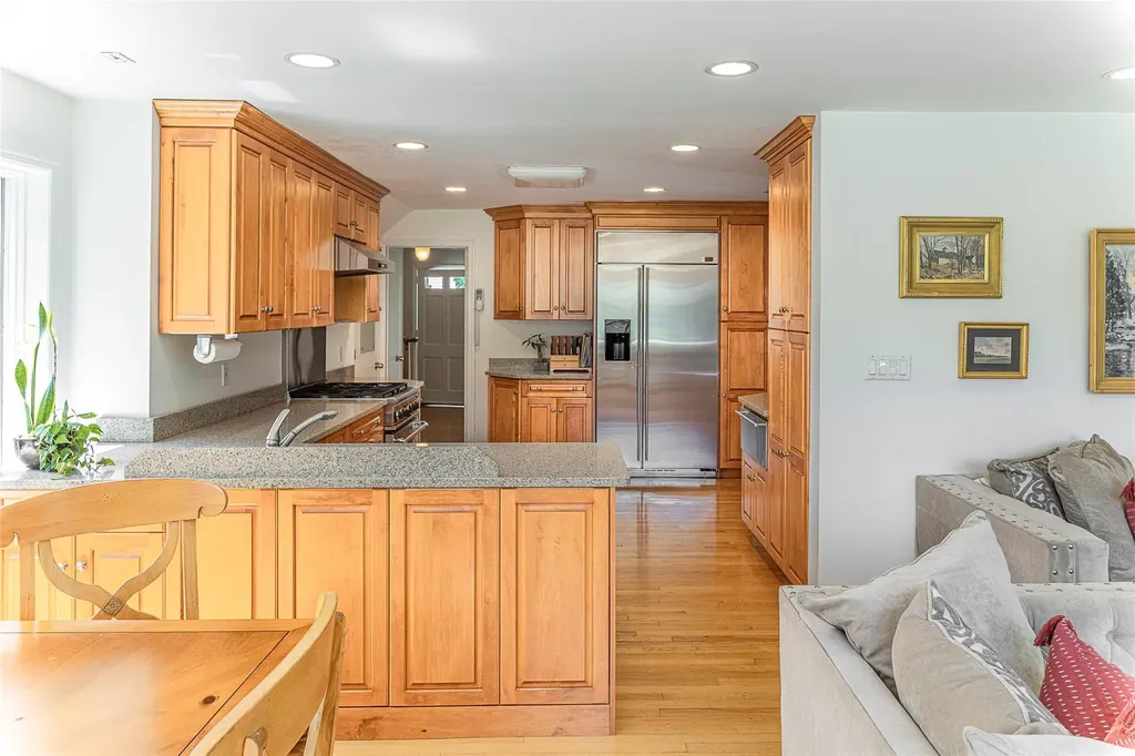 66 North Road Bronxville NY 10708