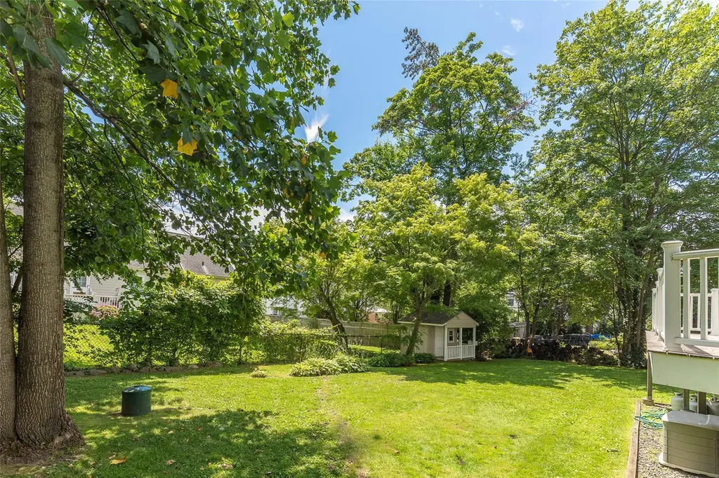 66 North Road Bronxville NY 10708