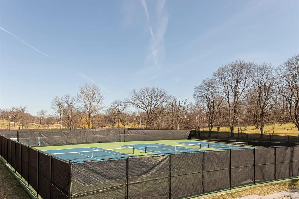 66 North Road Bronxville NY 10708