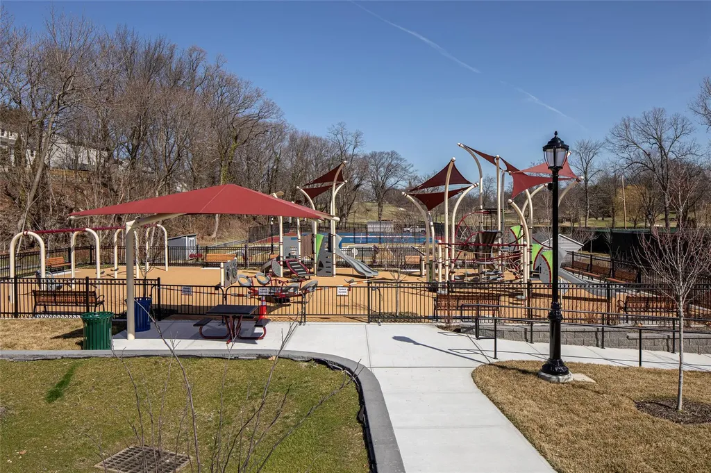 66 North Road Bronxville NY 10708