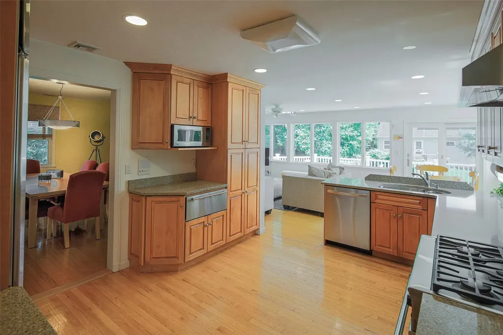 66 North Road Bronxville NY 10708
