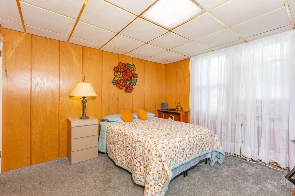 262 Park Avenue Babylon NY 11702