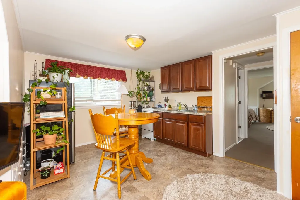 262 Park Avenue Babylon NY 11702
