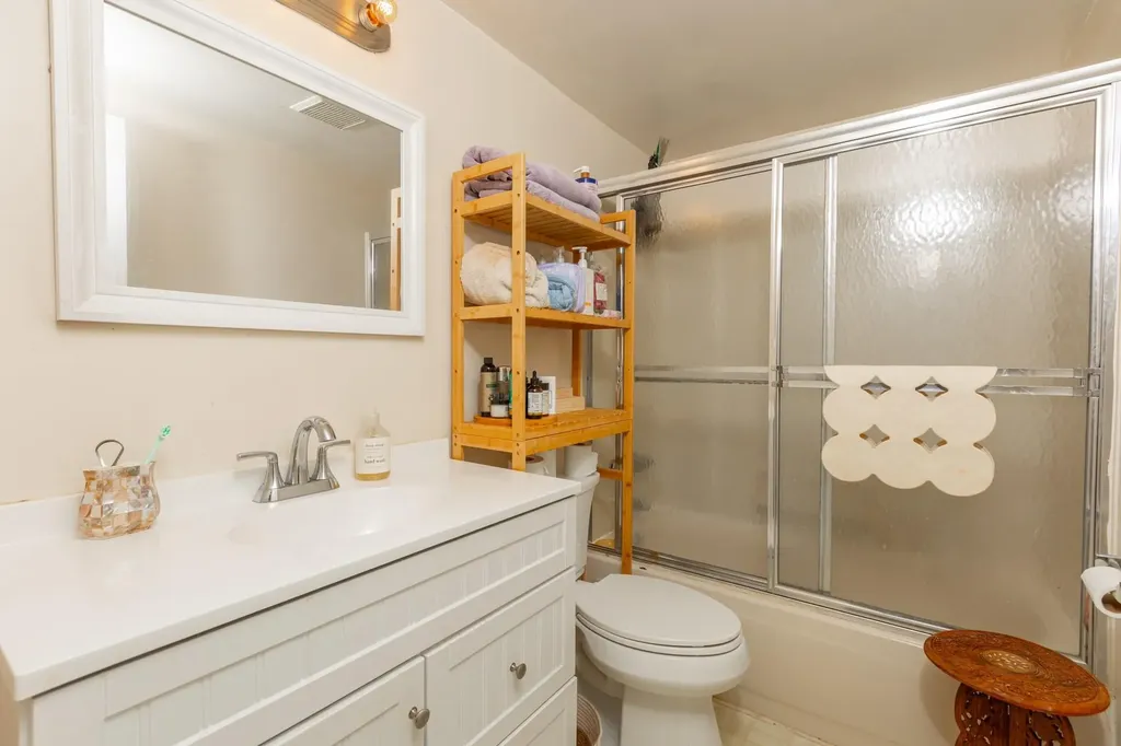 262 Park Avenue Babylon NY 11702