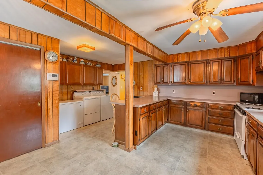 262 Park Avenue Babylon NY 11702