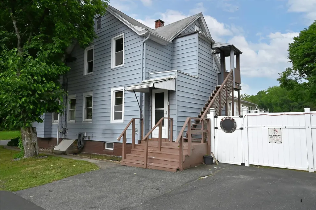 114 First Avenue Kingston NY 12401