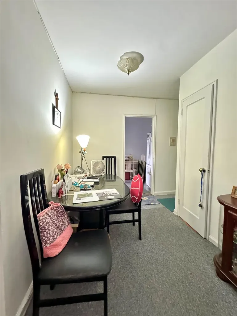 37-27 86 Street Flushing NY 11372