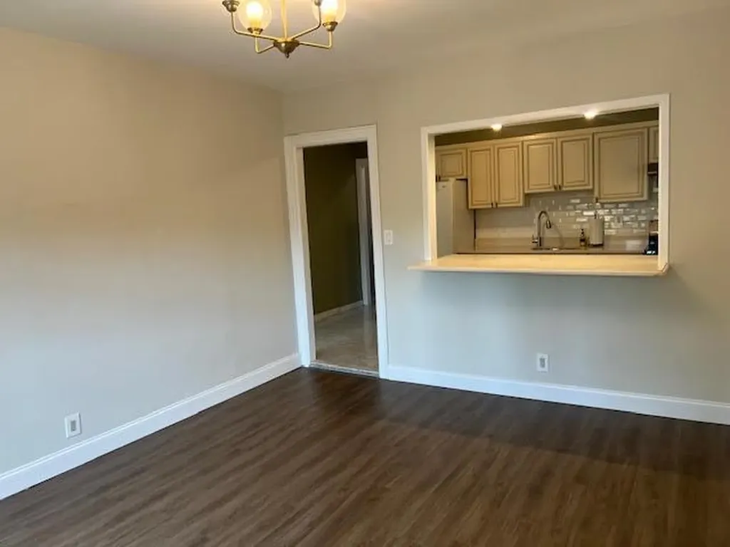 2558 E 2nd Street Brooklyn NY 11223