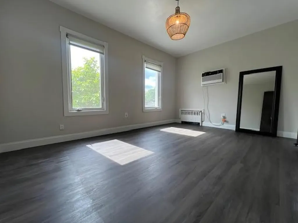 2558 E 2nd Street Brooklyn NY 11223