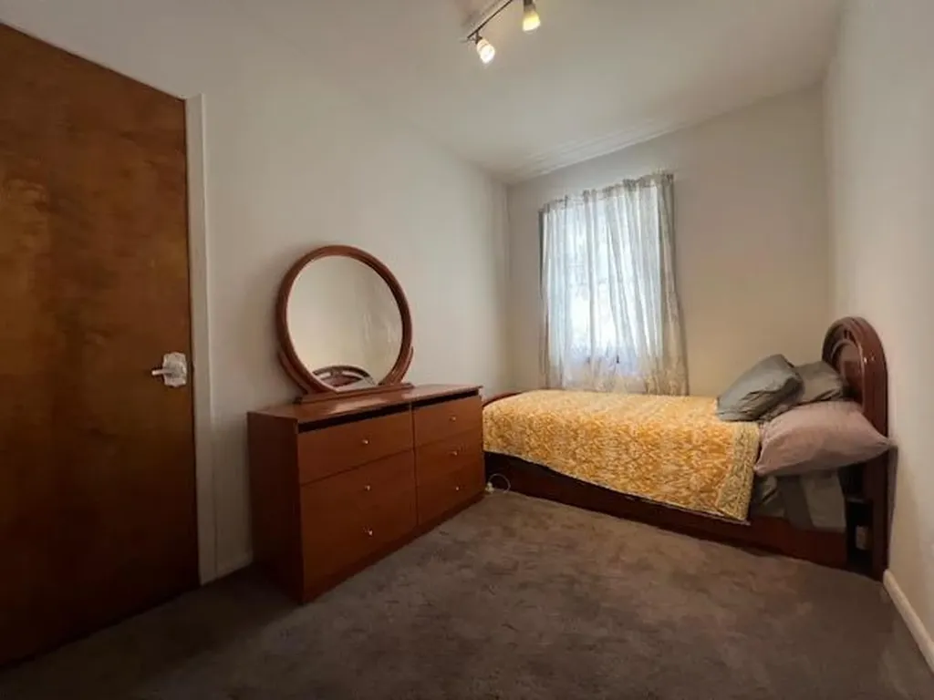 2558 E 2nd Street Brooklyn NY 11223