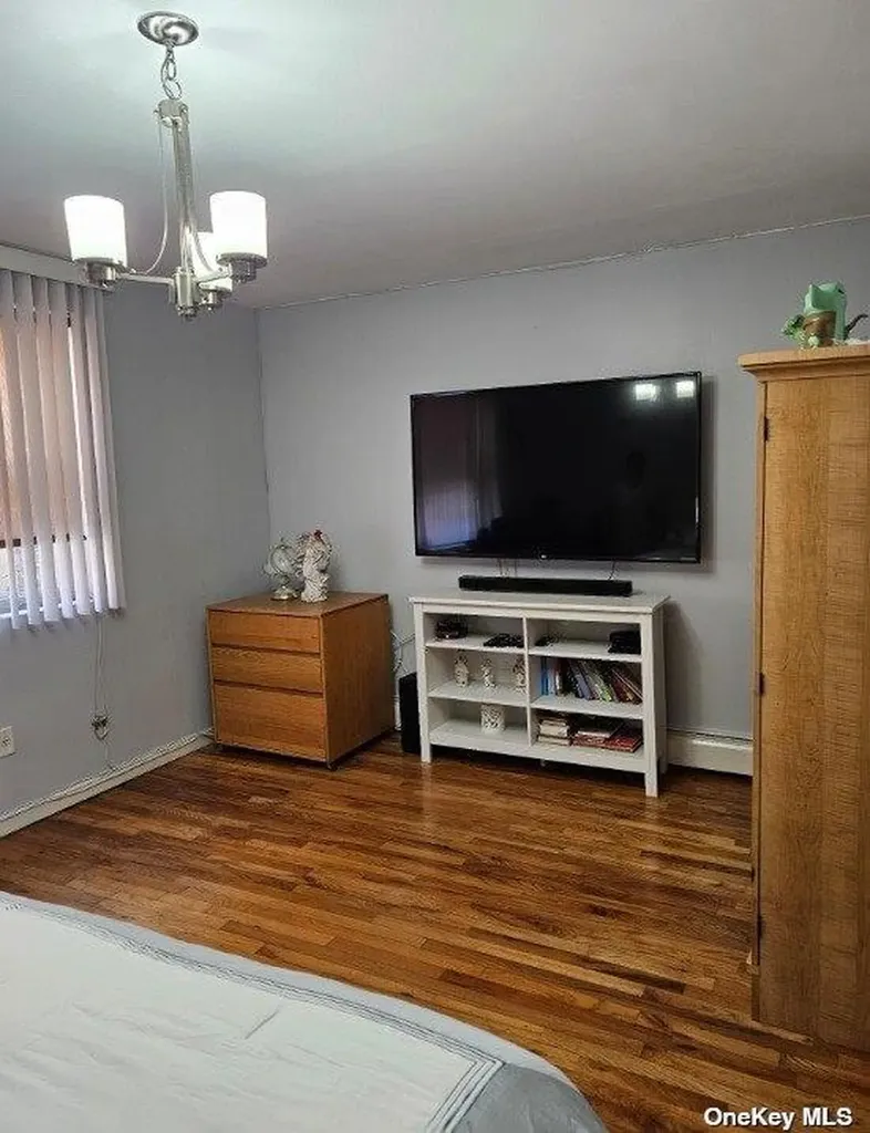 2298 Loring Place N Bronx NY 10468