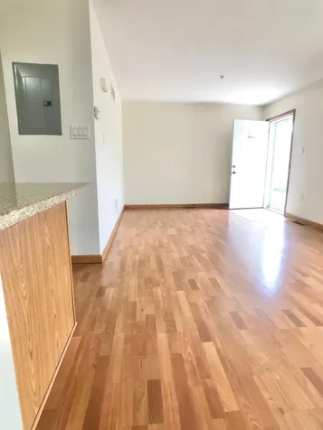 327 W Post Road White Plains NY 10606