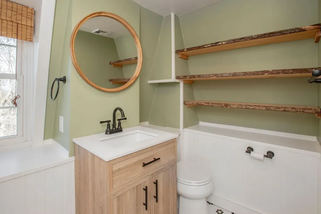 143 Mountain Lane Beacon NY 12508