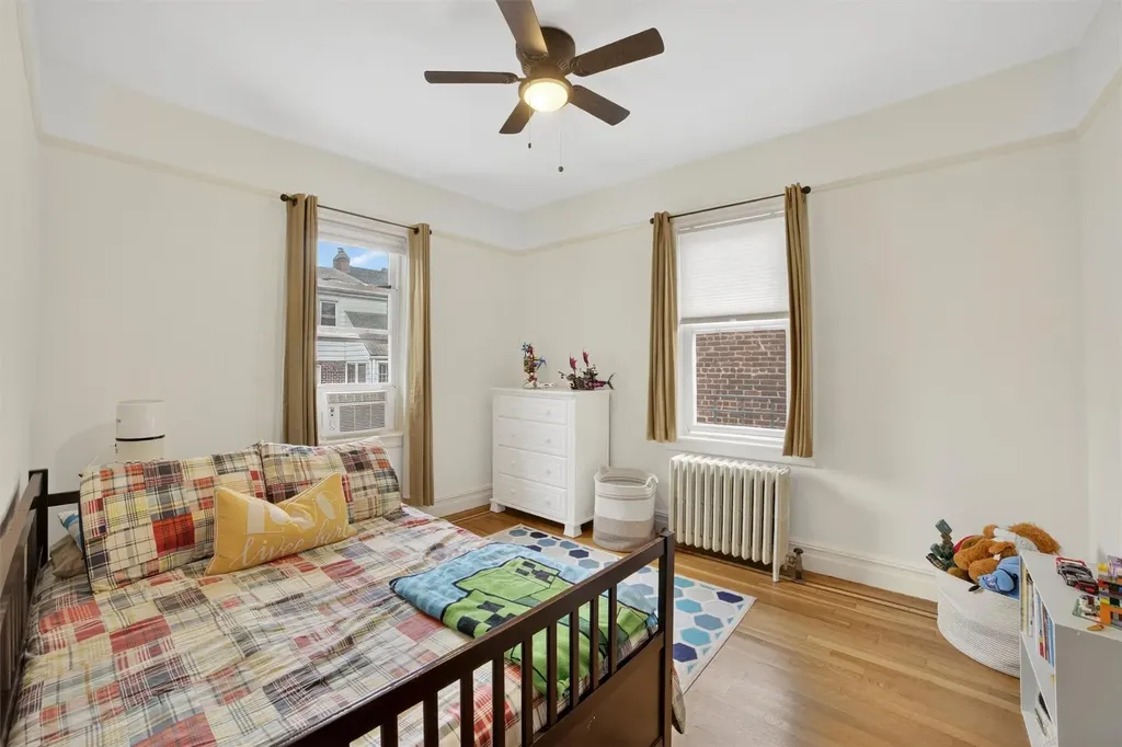 131 E 238th Street Bronx NY 10470
