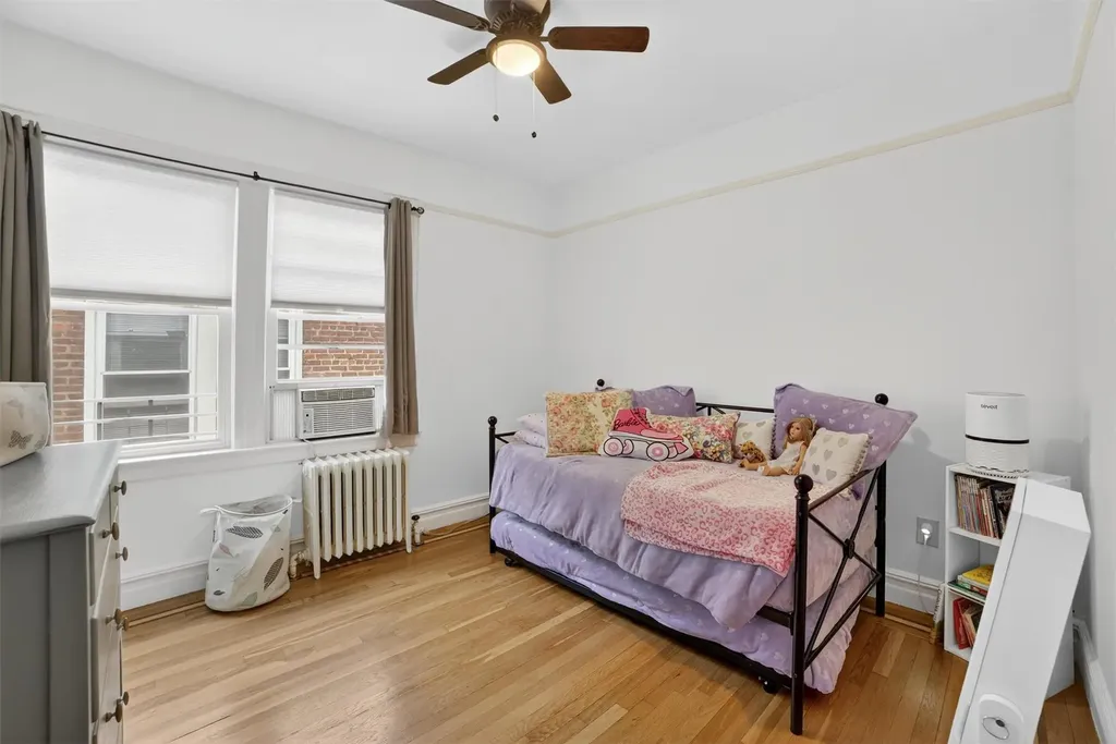 131 E 238th Street Bronx NY 10470